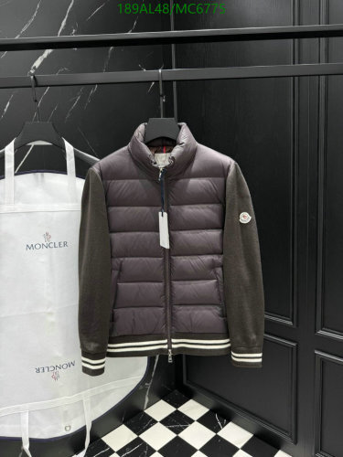 Moncler Men's Down Jacket with Knit Sleeves - Stylish & Warm