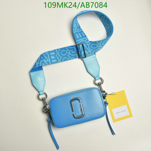 Marc Jacobs Snapshot Crossbody Bag, Cowhide Leather, 18.5cm x 10.5cm x 6cm