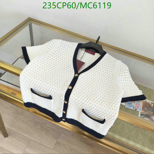 Gucci Women's White Knit Top with Navy Trim - Short Sleeve Cardigan