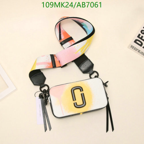 Marc Jacobs Snapshot DTM Bag with Colorful Graphic Strap - 18.5*10.5*6cm 7 Marc Jacobs Snapshot DTM Bag with Colorful Graphic Strap - 18.5*10.5*6cm