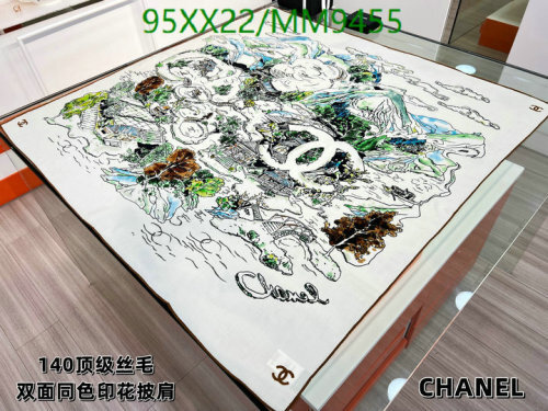 Elegant Chanel Silk and Wool Scarf - 140cm x 140cm - Timeless Design