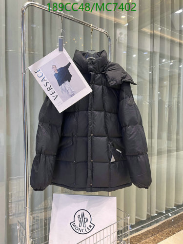 Moncler Unisex Padded Down Jacket MC7402 - Warm, Stylish, and Comfortable