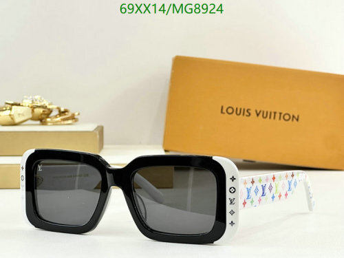 Louis Vuitton MG8924 Sunglasses | Black and White Frame, Monogram Details