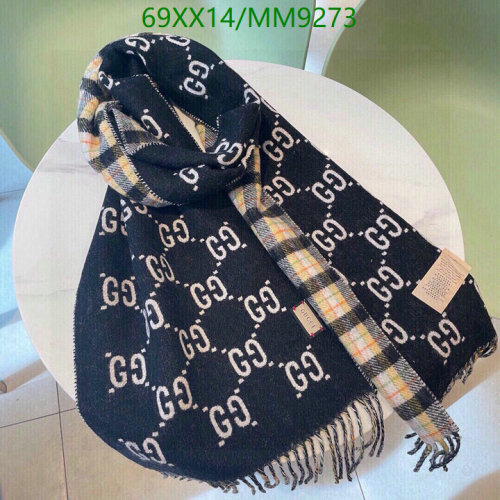 Gucci Wool Scarf with GG Pattern and Checkered Detail - 34-194cm