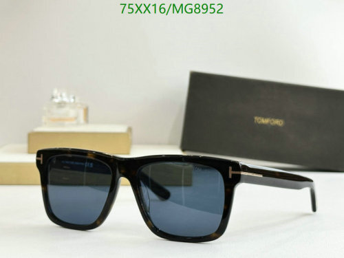 Tom Ford MG8952 Glasses - Stylish and Sophisticated Eyewear