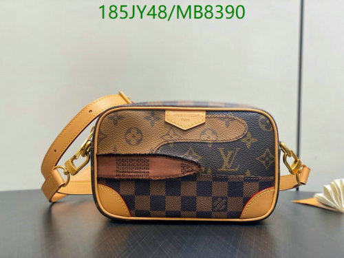 Louis Vuitton Camera Bag Coated Canvas Genuine Leather 20 x 13 x 6.5 cm 3 Louis Vuitton Camera Bag Coated Canvas Genuine Leather 20 x 13 x 6.5 cm