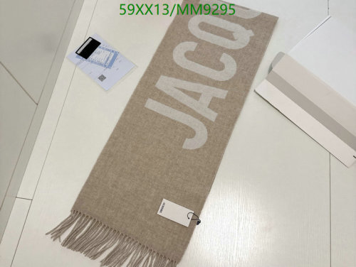Jacquemus Wool Scarf, 180 x 35 cm, Beige, Reversible, Cozy and Stylish