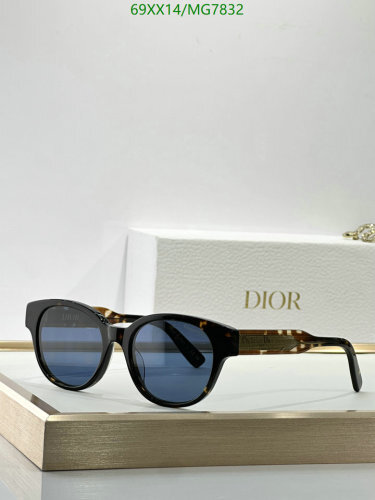 Dior MG7832 Round Blue Lens Sunglasses | 53-19-145 Size, Premium Eye Protection