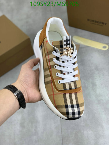 Burberry Men's Check Pattern Cowhide Leather Sneakers - MS9705