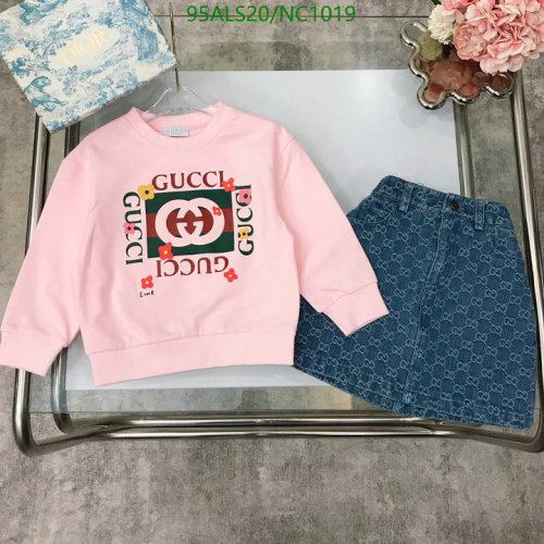 Gucci Kids' Pink Logo Sweatshirt with Denim Skirt Set - Stylish Outfit