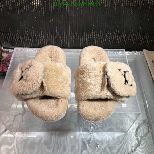 Louis Vuitton Women's Wool Shearling Slides Sandals, Beige