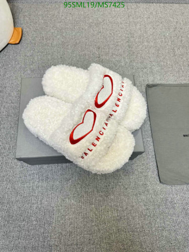 Balenciaga Women's White Wool Heart Logo Slides Sandals MS7425 EU35-41