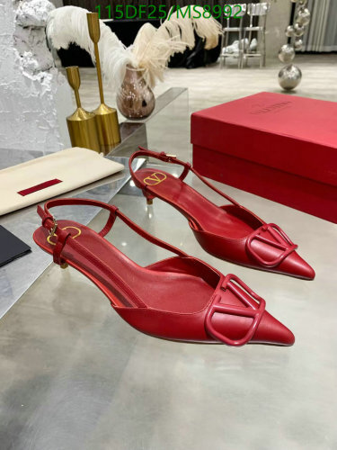 Valentino Garavani Women's Slingback Kitten Heels Iconic VLogo Signature Red 7 Valentino Garavani Women's Slingback Kitten Heels Iconic VLogo Signature Red