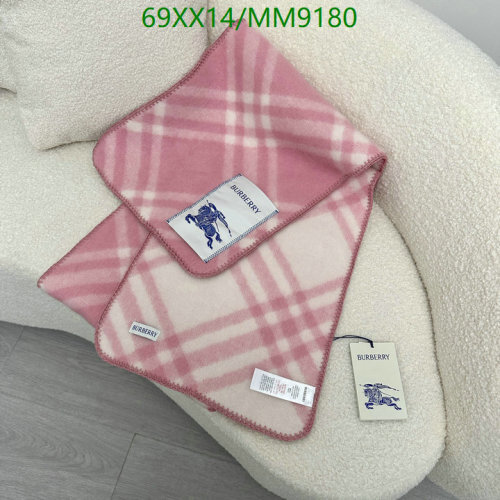 Burberry Pink Check Wool Scarf 30-182cm, Cozy and Stylish Winter Accessory