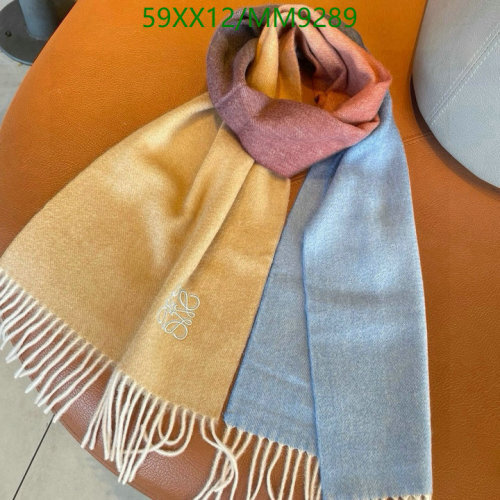 Loewe Gradient Cashmere Scarf | 30-180cm, Soft & Warm, Stylish Colors