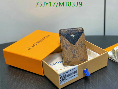Louis Vuitton M25654 Card Holder Wallet in Monogram Canvas, 9.5 x 6.5 cm 3 Louis Vuitton M25654 Card Holder Wallet in Monogram Canvas, 9.5 x 6.5 cm