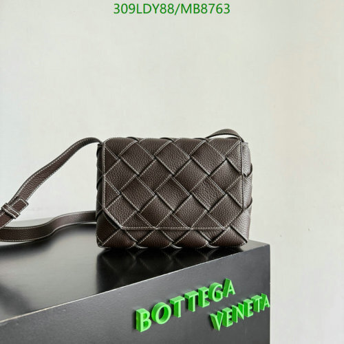Bottega Veneta Brown Calfskin Leather Crossbody Bag 795637 - 22.5 x 16.5 x 5.5cm