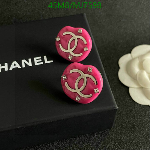 Elegant Chanel Pink Heart Earrings with Rhinestone Accents - MJ7598