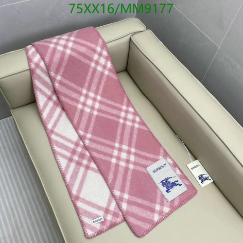 Burberry Pink Check Wool Scarf 182-30cm, Stylish and Warm Winter Accessory