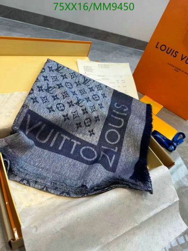 Louis Vuitton Silk & Cashmere Scarf - 140cm x 140cm - Designer Luxury 5 Louis Vuitton Silk & Cashmere Scarf - 140cm x 140cm - Designer Luxury