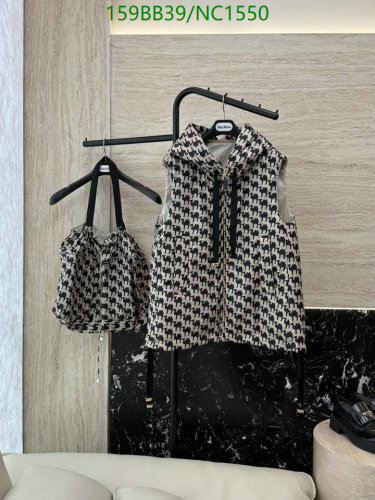 MaxMara Reversible Cotton Vest and Matching Bag Set - Stylish & Versatile