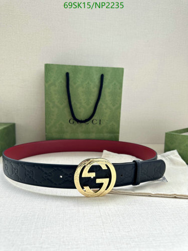 Gucci Interlocking G Black Leather Belt with Gold Buckle, 4.0cm Width