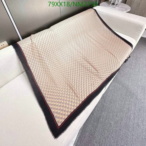 Elegant Gucci Cashmere Scarf - 140cm x 140cm, Stylish Accessory for All Seasons