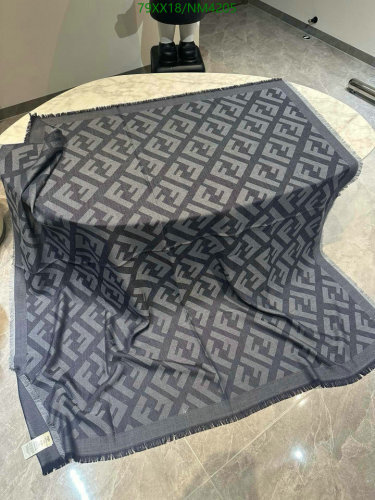 Fendi Wool & Cashmere Scarf - Iconic FF Logo, 140x140cm - Luxurious and Warm