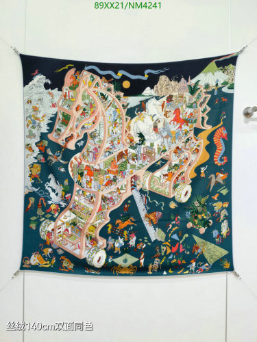 Hermès Silk Cashmere Scarf 140cm - Luxurious Design, Vibrant Colors