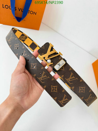 Louis Vuitton Monogram Cowhide Leather Belt with Gold Buckle - NP2390