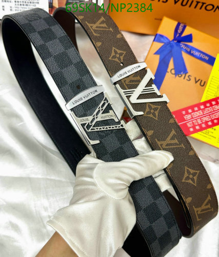 Louis Vuitton Belt Cowhide Leather 4.0cm Width with Iconic Buckle