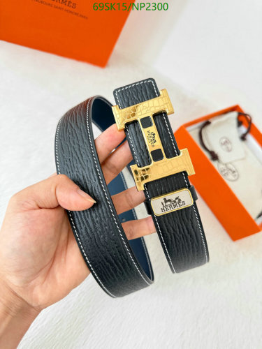 Hermès Reversible Leather Belt with Gold Buckle, 3.5cm Width 2 Hermès Reversible Leather Belt with Gold Buckle, 3.5cm Width