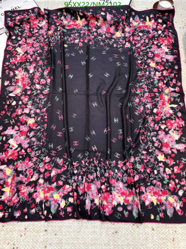 Elegant Chanel Black Floral Cashmere Silk Scarf, 140 cm - Timeless Style
