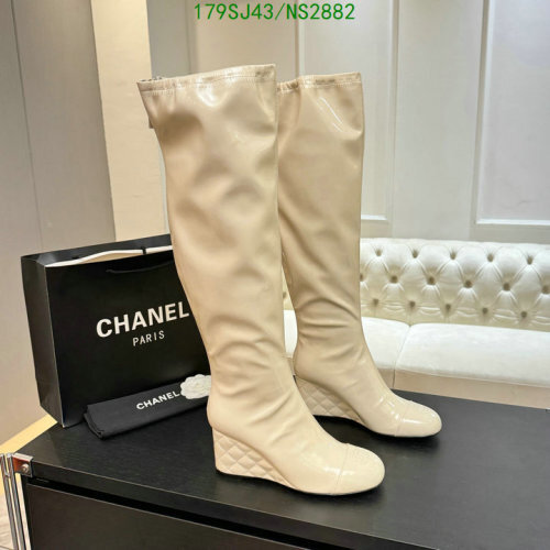 Elegant Chanel Women's Beige Knee High Wedge Boots - Sheepskin & Leather