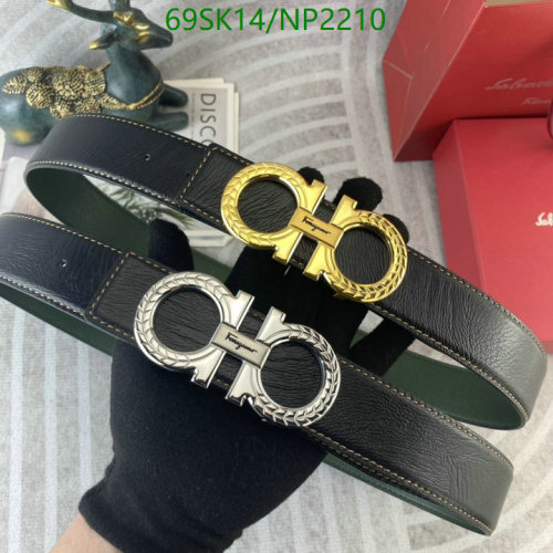 Salvatore Ferragamo Reversible Leather Belt with Gancini Buckle - NP2210