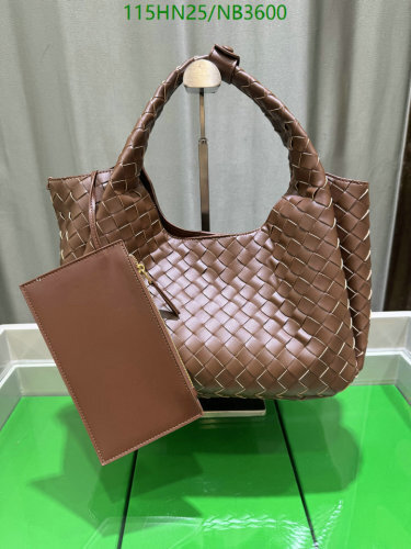 Bottega Veneta Brown Leather Woven Hobo Bag with Pouch - 33*20*16.5cm