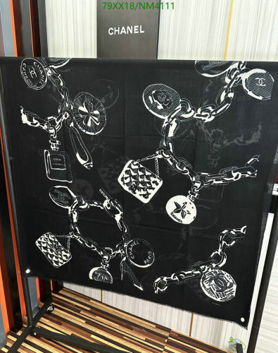 Elegant Chanel Cashmere Scarf - NM4111, 100-200cm, Black and White Design