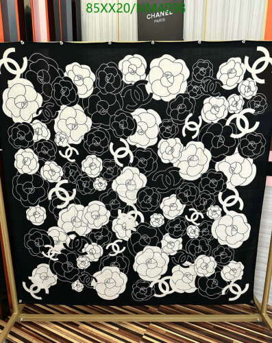 Chanel Black Silk & Cashmere Floral Scarf 140x140cm - Timeless Elegance