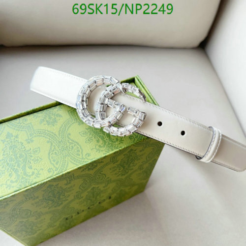 Gucci Women's Belt with Crystal Double G Buckle - White Leather, 3.0cm Width