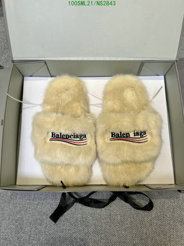 Balenciaga Women's Wool Slippers - Comfortable & Stylish, Sizes EU35-40