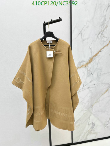 Elegant Hermess Wool Cape with Classic Design, Perfect for Stylish Layering