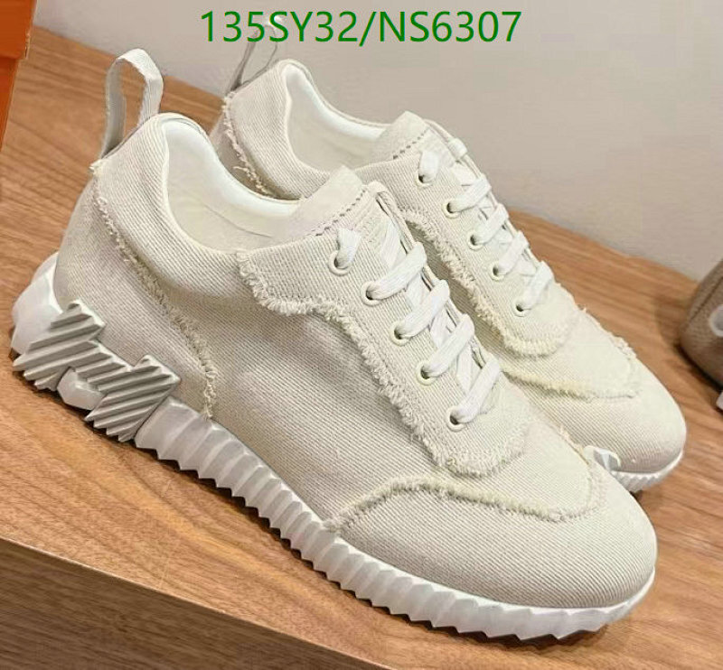 Hermès Casual Sneakers in Canvas and Genuine Leather, Unisex Design