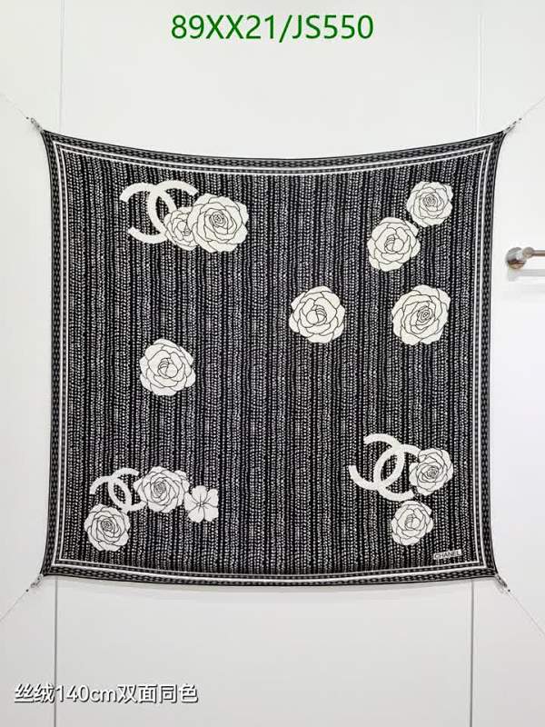 Elegant Chanel Cashmere & Silk Scarf - 140x140cm, Floral & Logo Design 7 Elegant Chanel Cashmere & Silk Scarf - 140x140cm, Floral & Logo Design