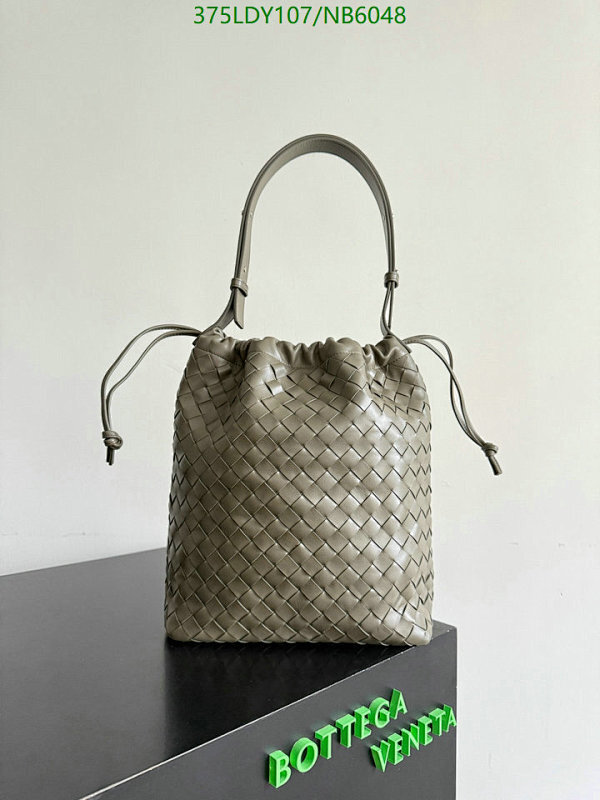 Bottega Veneta 836020 Women's Genuine Leather Bucket Bag, 33*24*14CM, Grey