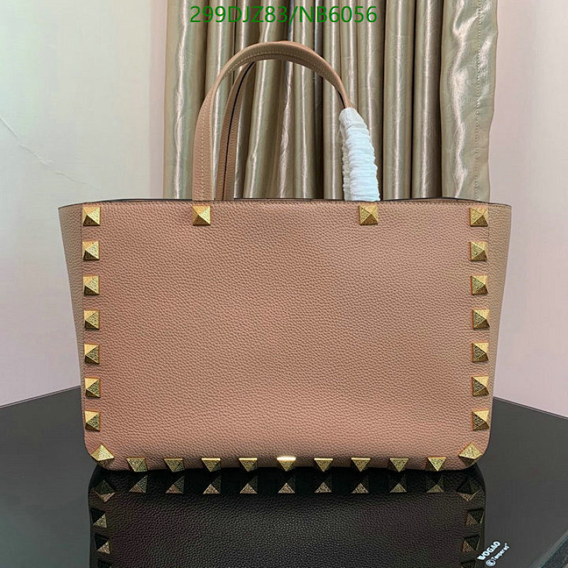Valentino Garavani Rockstud Tote Bag in Calfskin Leather, 40*27*20CM