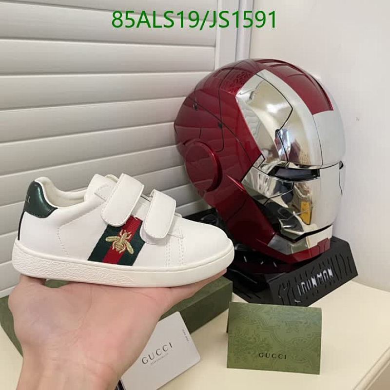 Gucci Kids Ace Sneaker with Bee Embroidery - Stylish & Comfortable Shoes 2 Gucci Kids Ace Sneaker with Bee Embroidery - Stylish & Comfortable Shoes