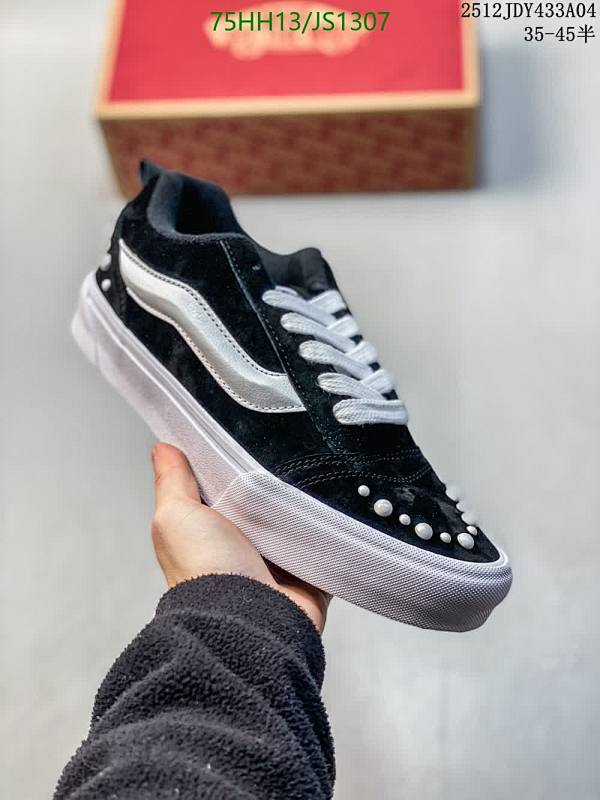 Vans Unisex JS1307 Low-Top Sneakers with Pearl Accents - Black & White