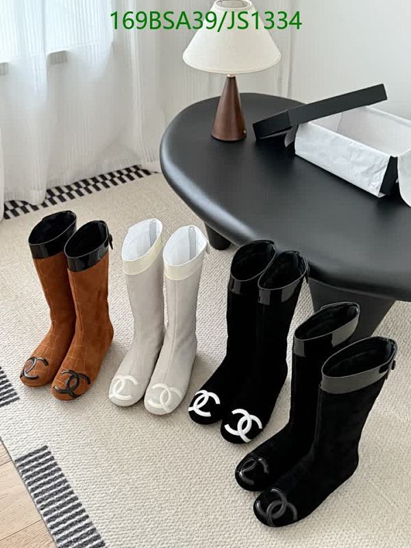 Classic Sheepskin Knee-High Boots with Iconic Logo Detail - EU35-41 Available 6 Chanell Women's Sheepskin Boots, Ankle-High Design, EU Sizes 35-41, Fashionable Boots