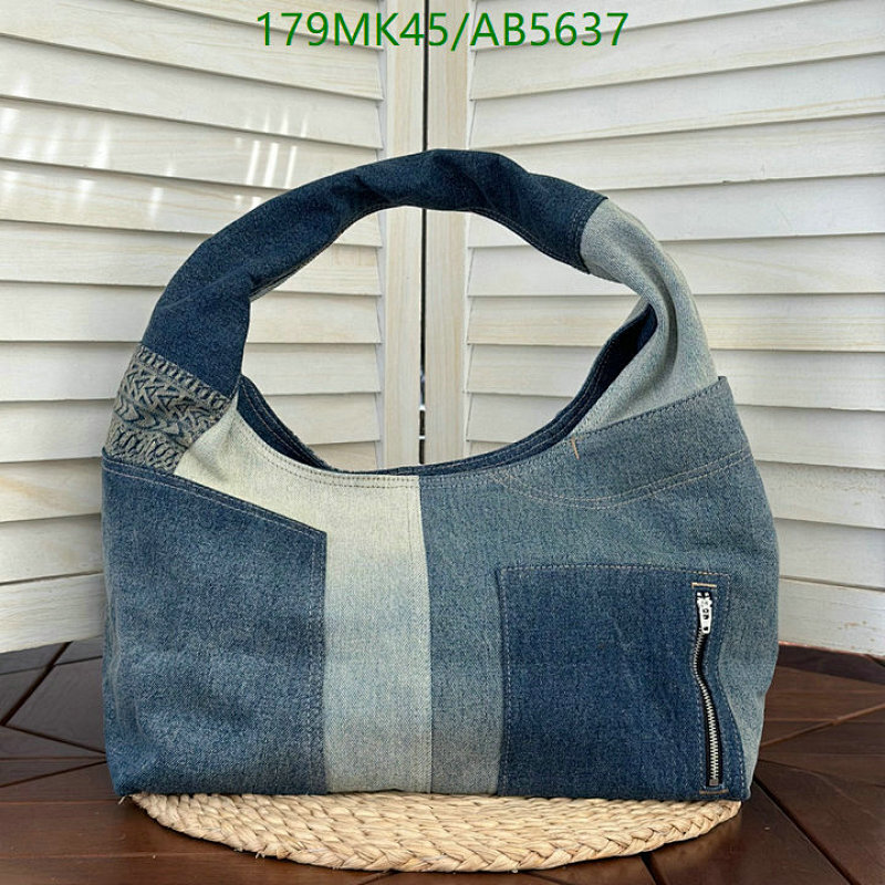 Marc Jacobs Denim Patchwork Hobo Bag, Stylish and Versatile, 40*21*21CM 4 Marc Jacobs Denim Patchwork Hobo Bag, Stylish and Versatile, 40*21*21CM