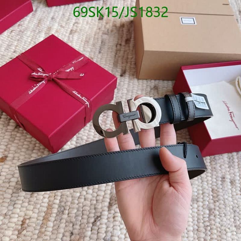 Salvatore Ferragamo Men's Reversible Black Leather Belt with Gancini Buckle